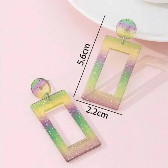 Gradient Rectangular Earrings - Picture 2 of 3